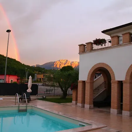 Stella Del Gran Sasso * Colledara
